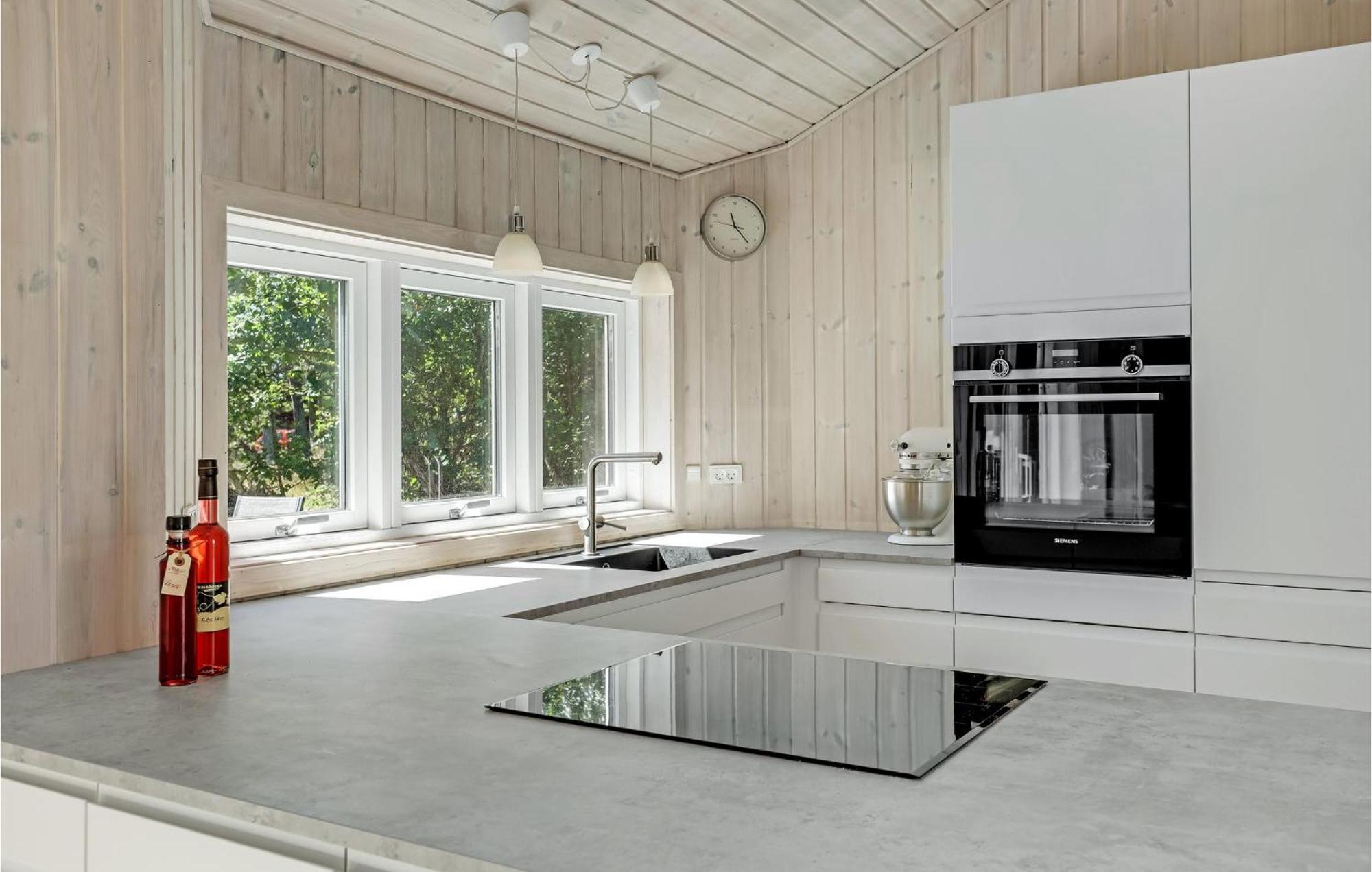 Awesome Home In Nexo With Sauna Snogebaek ภายนอก รูปภาพ