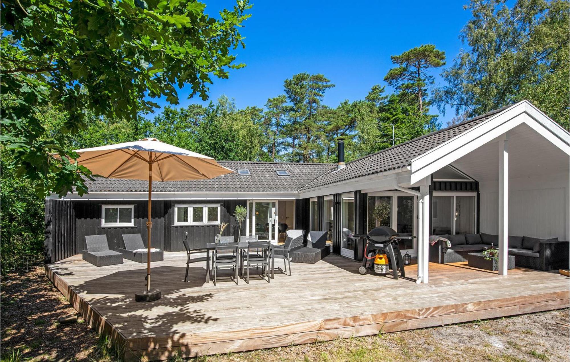 Awesome Home In Nexo With Sauna Snogebaek ภายนอก รูปภาพ