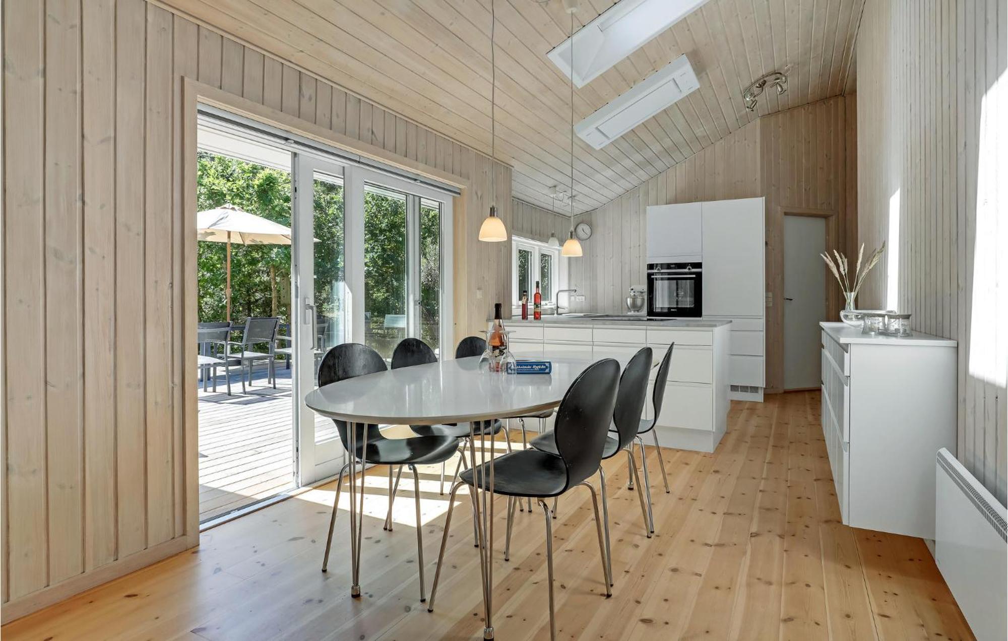 Awesome Home In Nexo With Sauna Snogebaek ภายนอก รูปภาพ